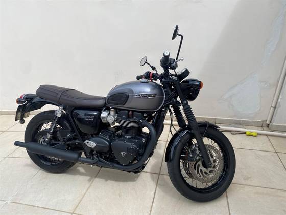 TRIUMPH BONNEVILLE T120 BLACK 1200 